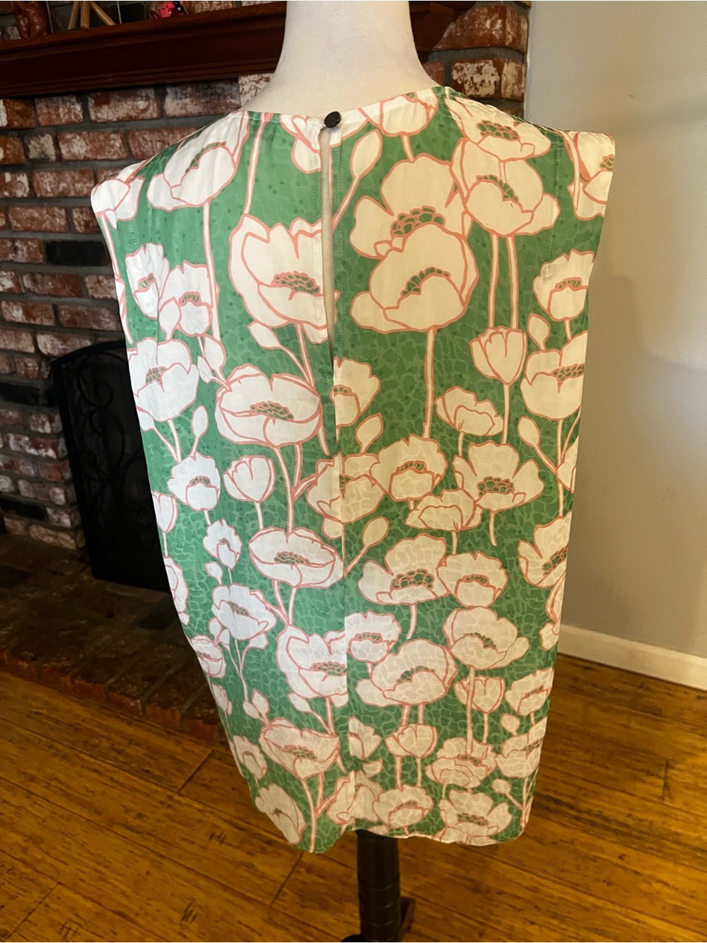 Ted Baker London Green Floral Sleeveless Blouse Size 5 (14) - Picture 3 of 4